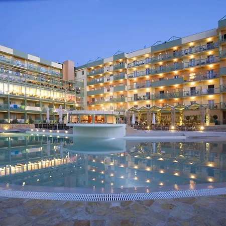 Hotel Ariti Grand 4*